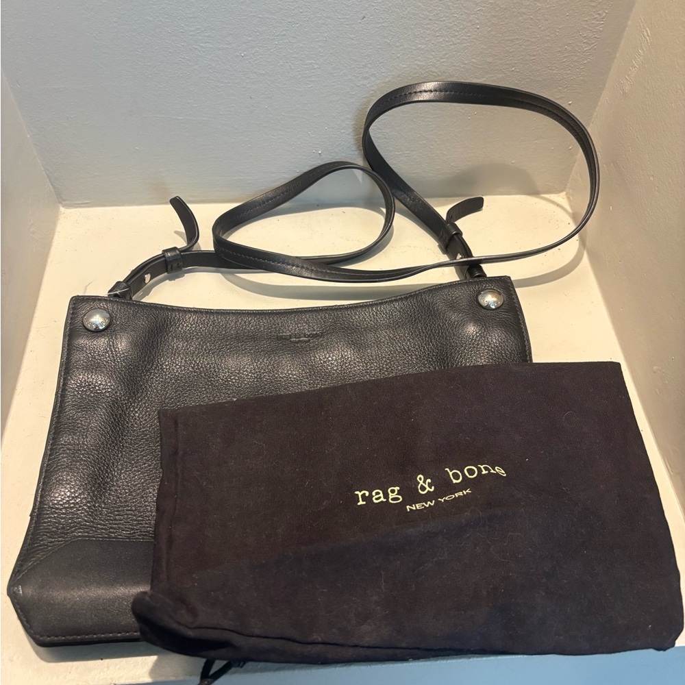 Vintage leather/suede Rag & Bone Black Leather crossbody purse w/ dust bag